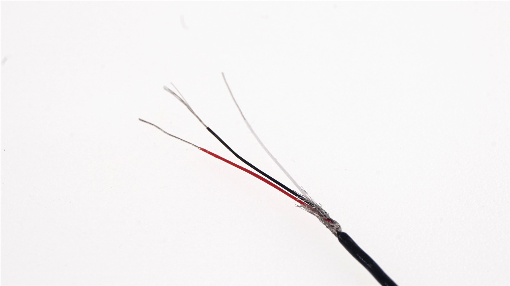 Superfine 3 Cores Micro Cable AWG 34 electronic wire Outer Diameter 1.2 mm Shielded 3 Conductors Tinned copper wire