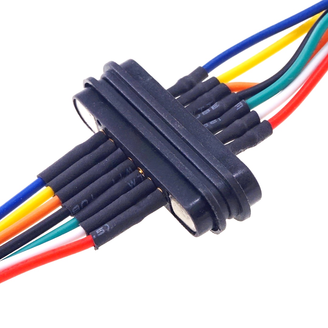 Magnetic 7 Pin Connector